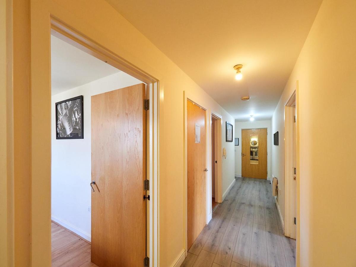 Beauchamp Suite In Coventry City Centre Cv1 For Contractors Professionals Tourists Relocators Students And Family Exterior photo