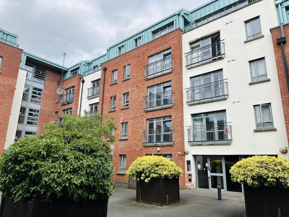 Beauchamp Suite In Coventry City Centre Cv1 For Contractors Professionals Tourists Relocators Students And Family Exterior photo