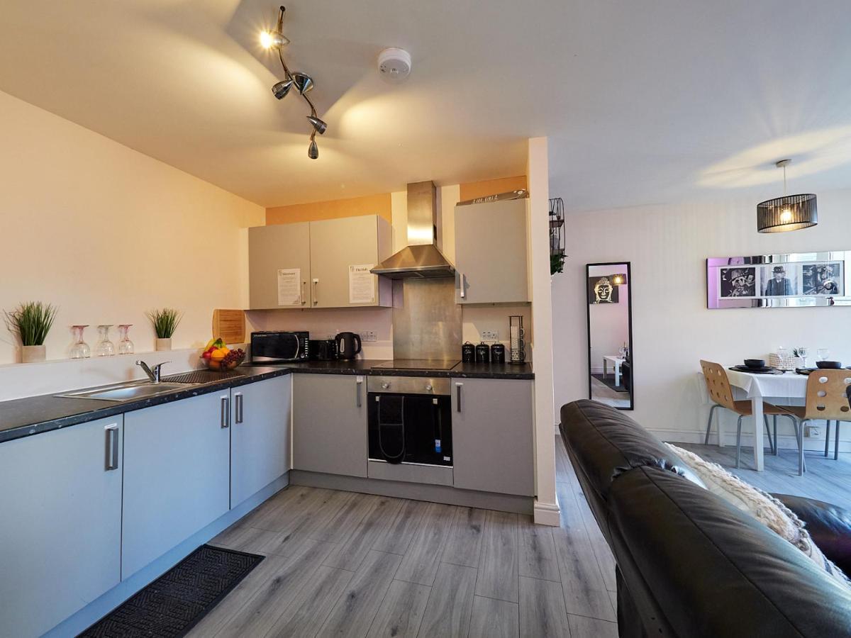Beauchamp Suite In Coventry City Centre Cv1 For Contractors Professionals Tourists Relocators Students And Family Exterior photo