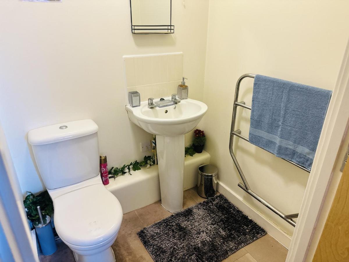 Beauchamp Suite In Coventry City Centre Cv1 For Contractors Professionals Tourists Relocators Students And Family Exterior photo
